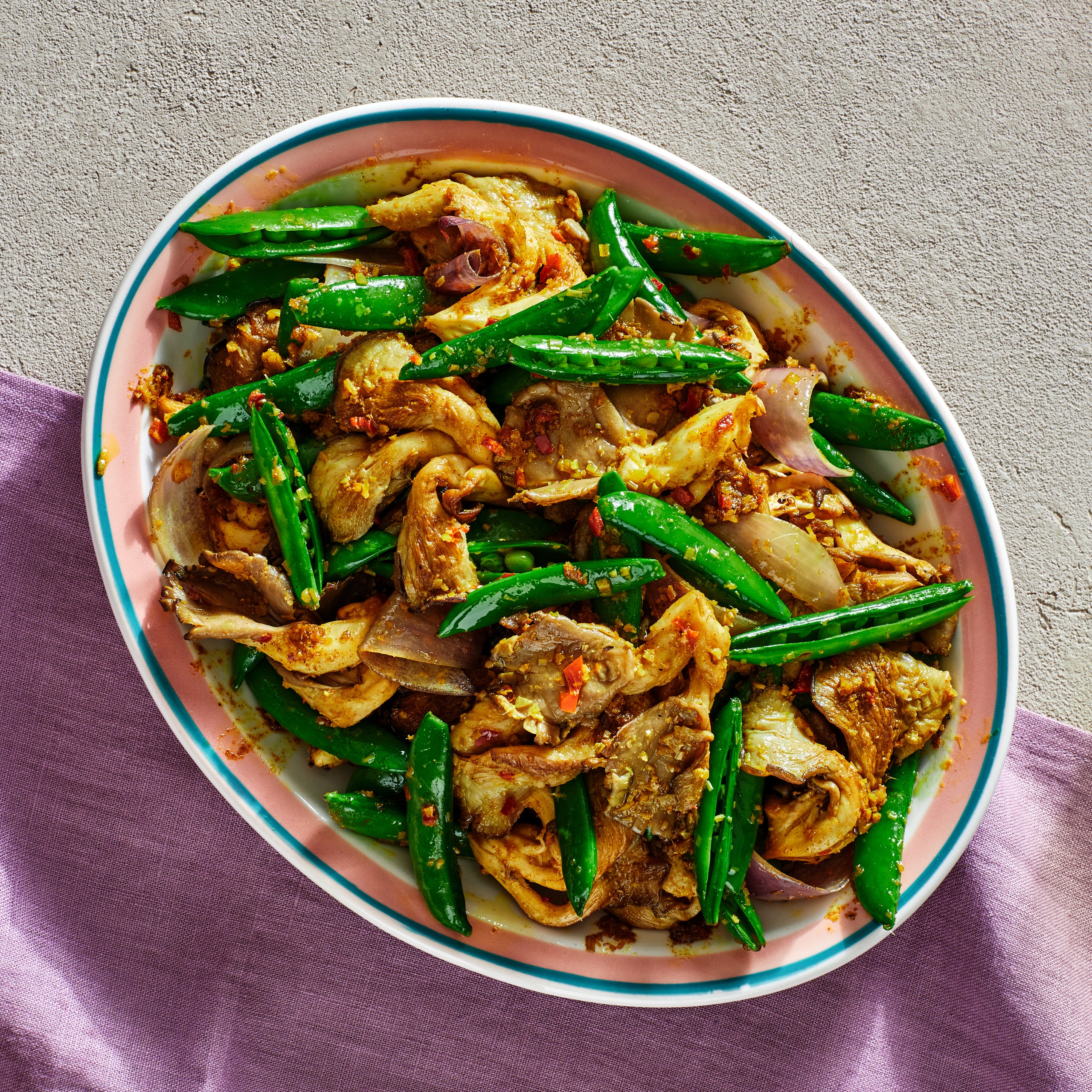 Spicy Oyster Mushroom and Lemongrass Stir-Fry